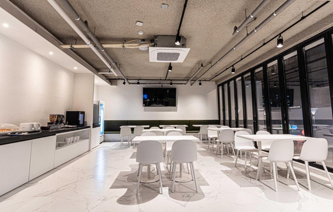 Zam101 Hotel Gimhae Екстериор снимка