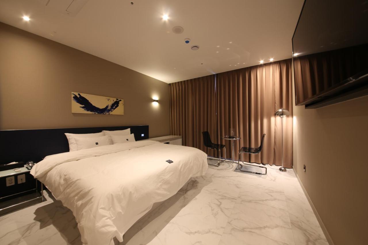 Zam101 Hotel Gimhae Екстериор снимка